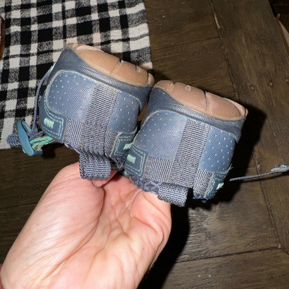 Chaco Boys ODYSSEY Performance Waterproof Mesh Strap Adjustable Play Shoes 1 - Picture 5 of 6